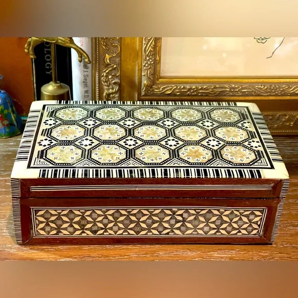 Wood trinket handcrafted boxes (set of 2) approx 7.75”x 4.75” & 3.75”x 2.75”